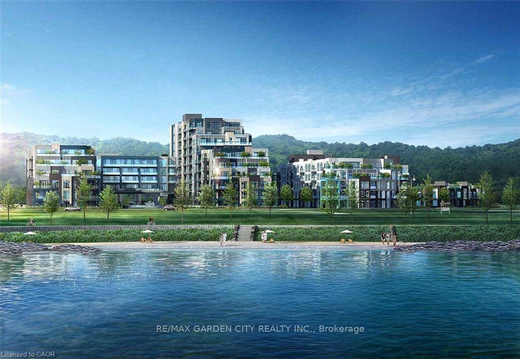 LUXURIOUS APARTMENT CONDO LOCATED IN GRIMSBY ON THE LAKE !