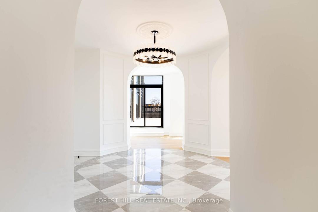 WELCOME TO THE RHODES A NEW YORK INSPIRED, LUXURY BOUTIQUE RESIDENCE with only 25 private suites, ideally situated at the crossroads of Forest Hill, Cedarvale, and The Upper Village.