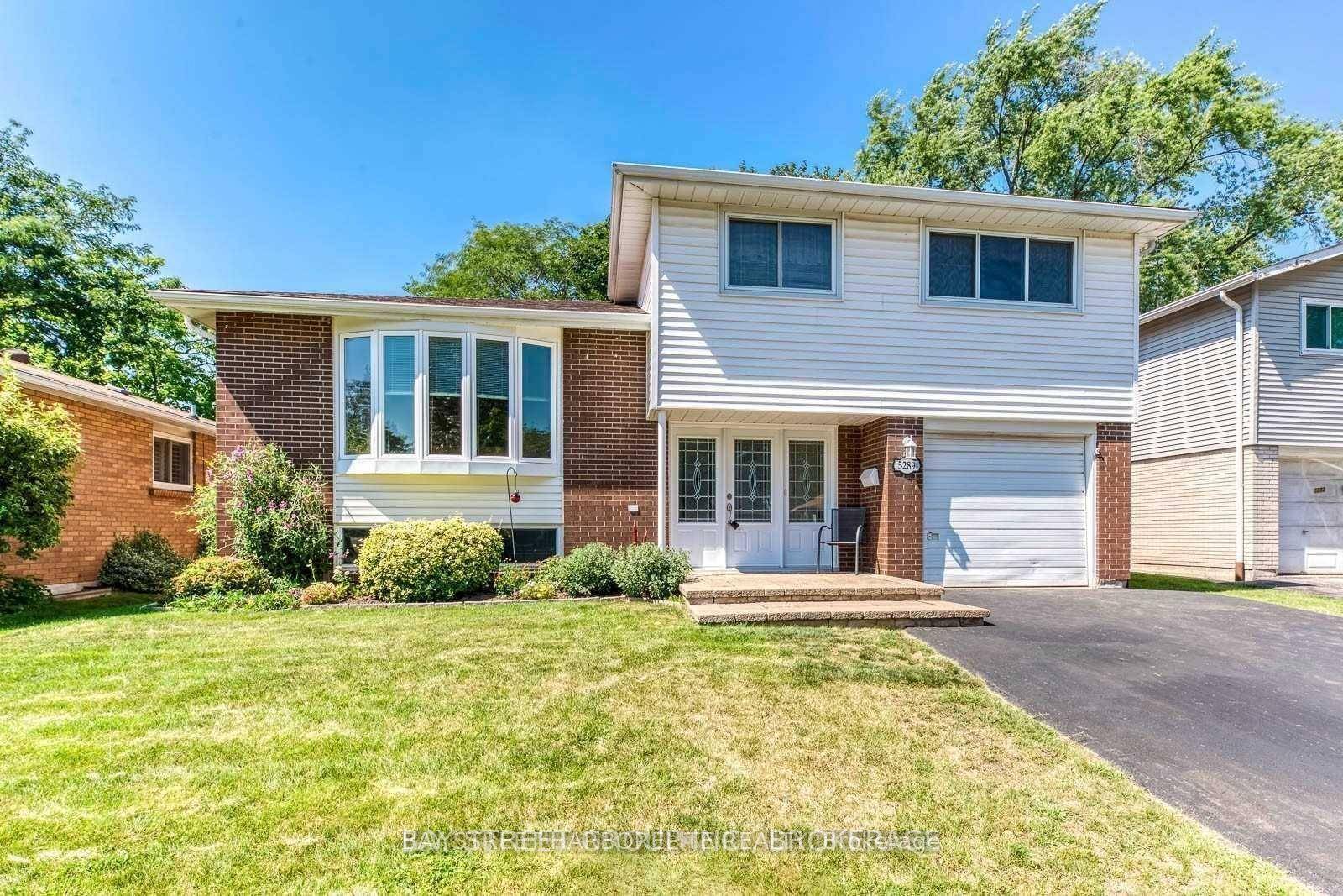 Highly Sought After South Burlington Family Home.