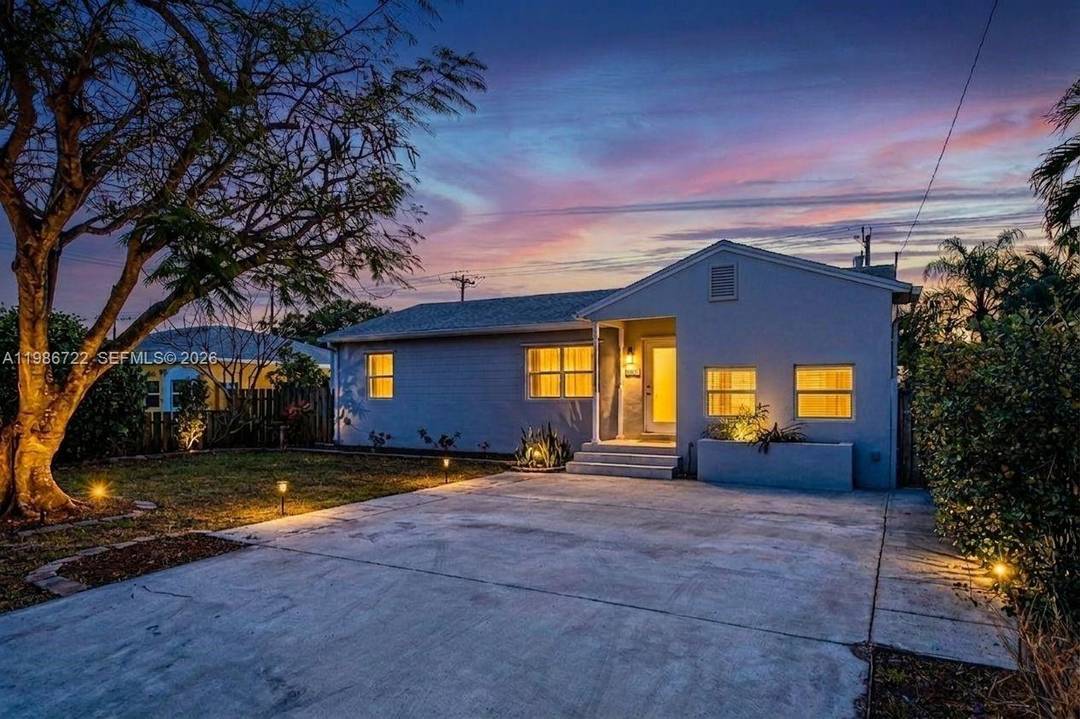 Fully renovated and stunning 1, 415 SF modern home offers the perfect blend of style, comfort, and South Florida living.