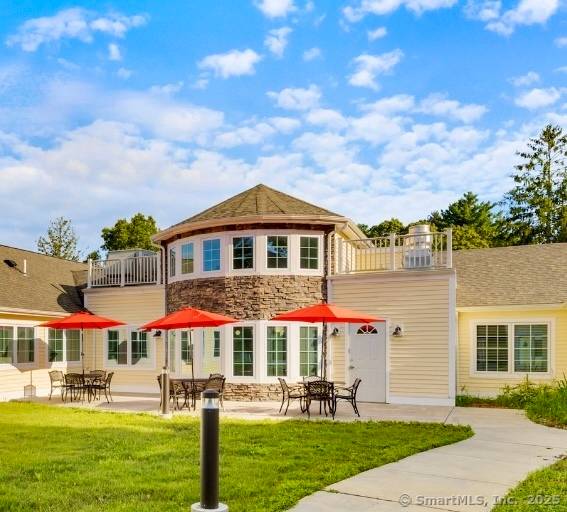 Welcome to Harbor Side Care Home, located in the heart of Mystic, CT in a beautiful harbor setting.
