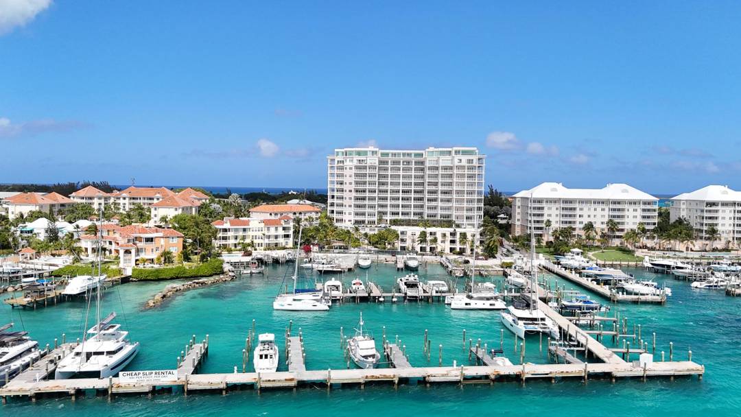 ONE OCEAN Condo New-Providence