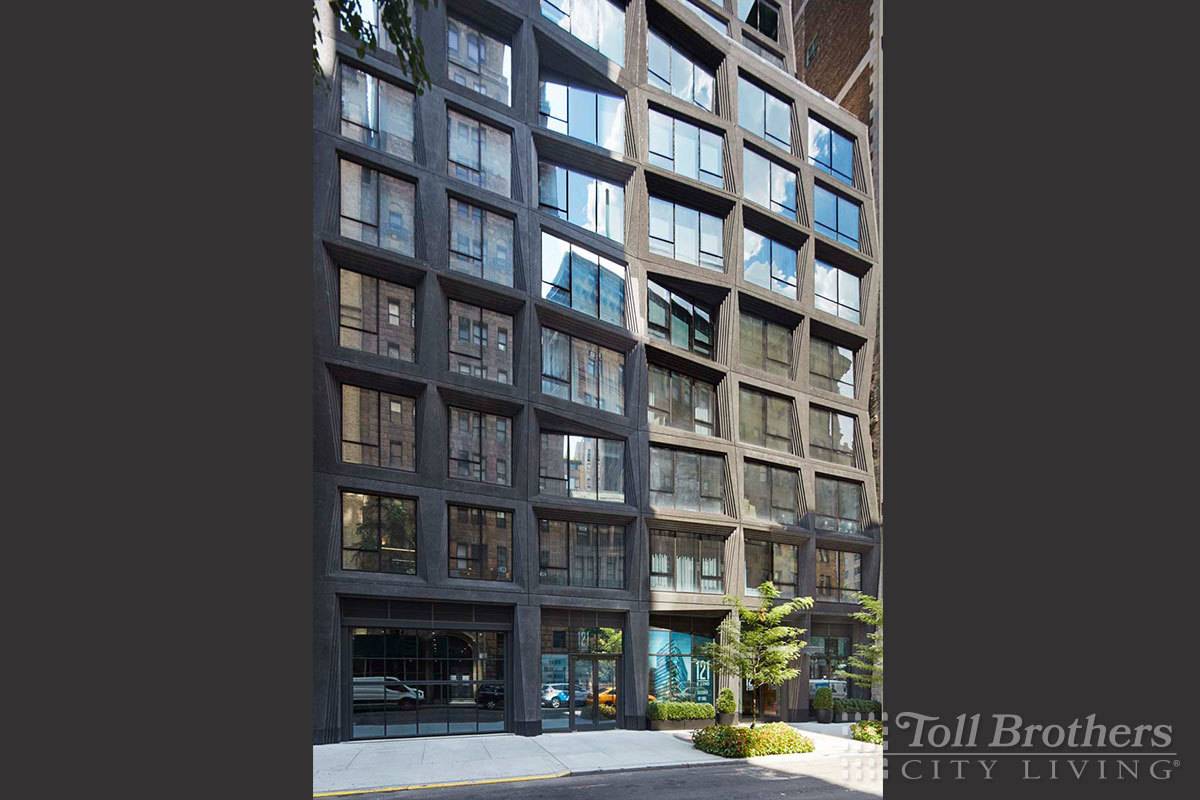 IMMEDIATE OCCUPANCY. Residence S1101 is a spacious full floor 3 bedrooms, each with an en suite bathroom and additional powder room in the common area.