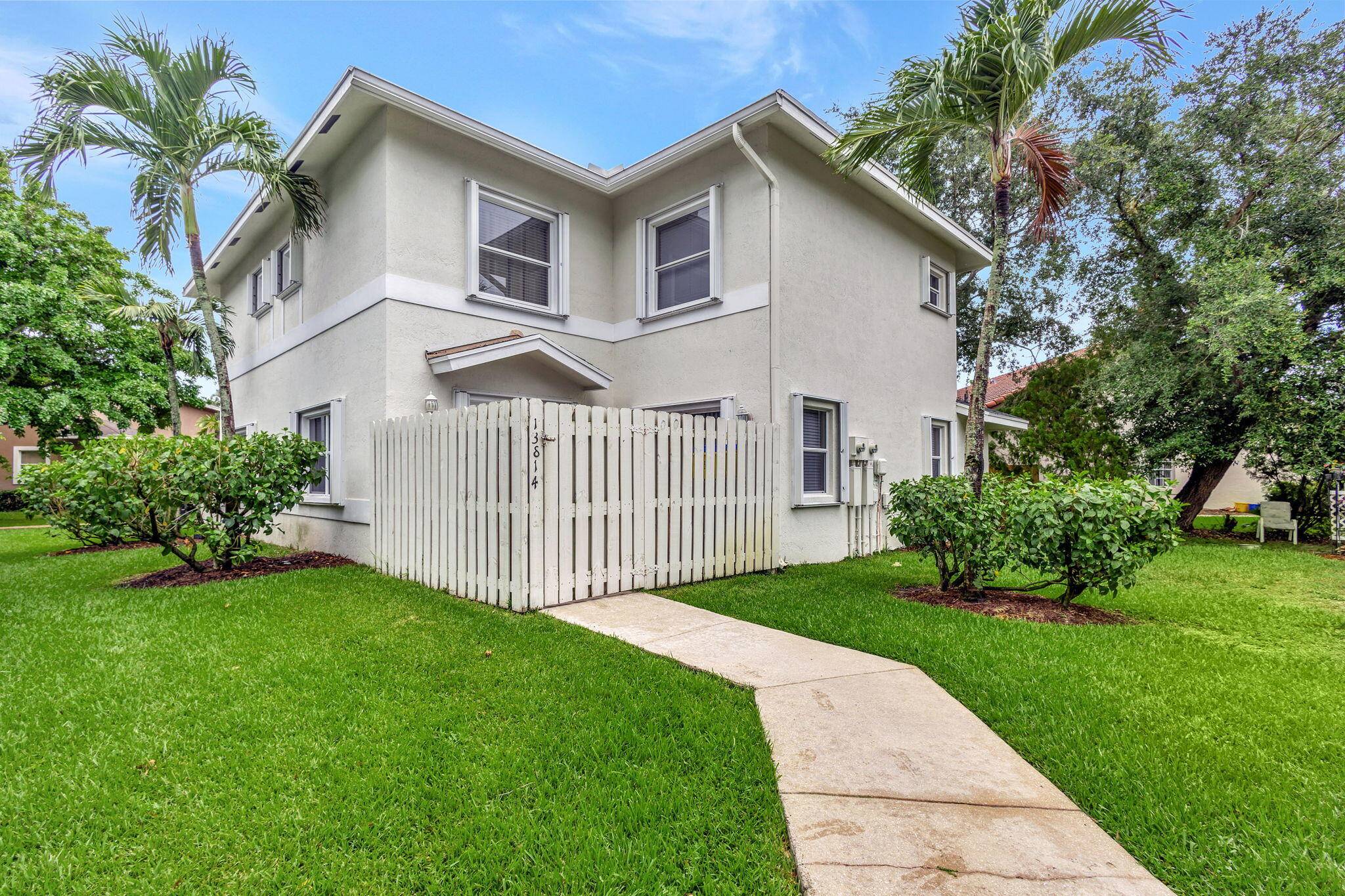 No HOA, no RENTSPREE report, no CTLs, No pet restrictions.