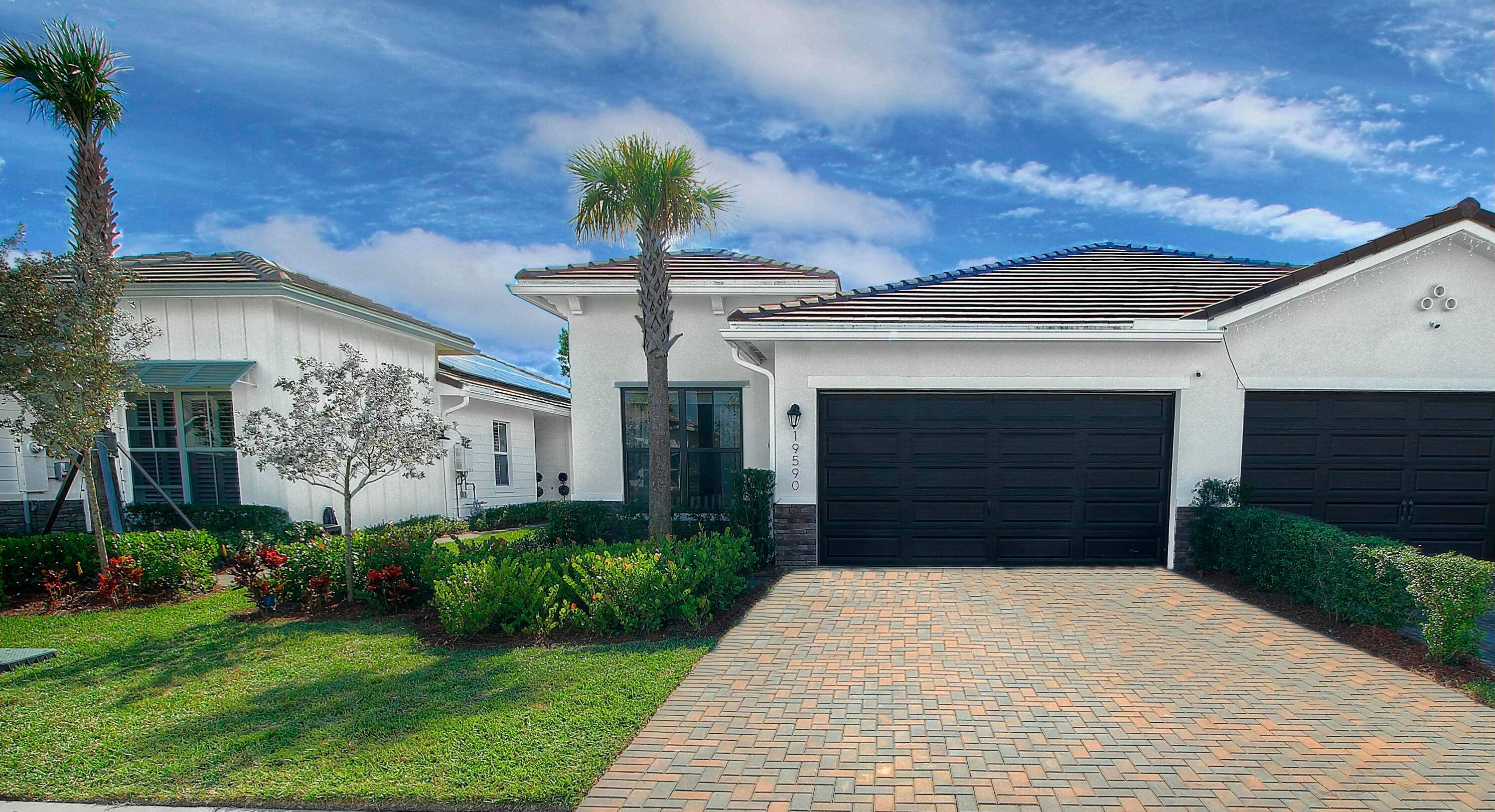 Gorgeous 3 2 with den and backyard overlooking a garden.