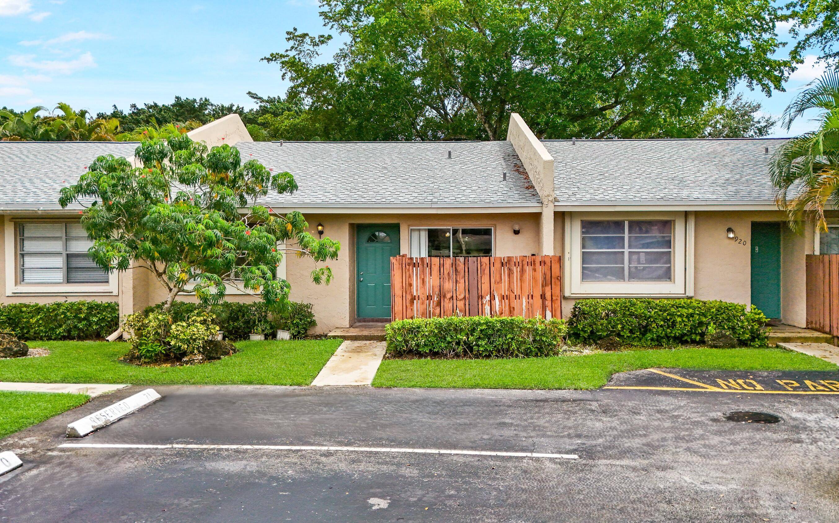 Welcome to Woodlake Villas.