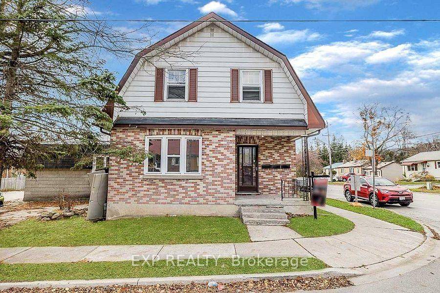 Legal Triplex in great location in Barrie.