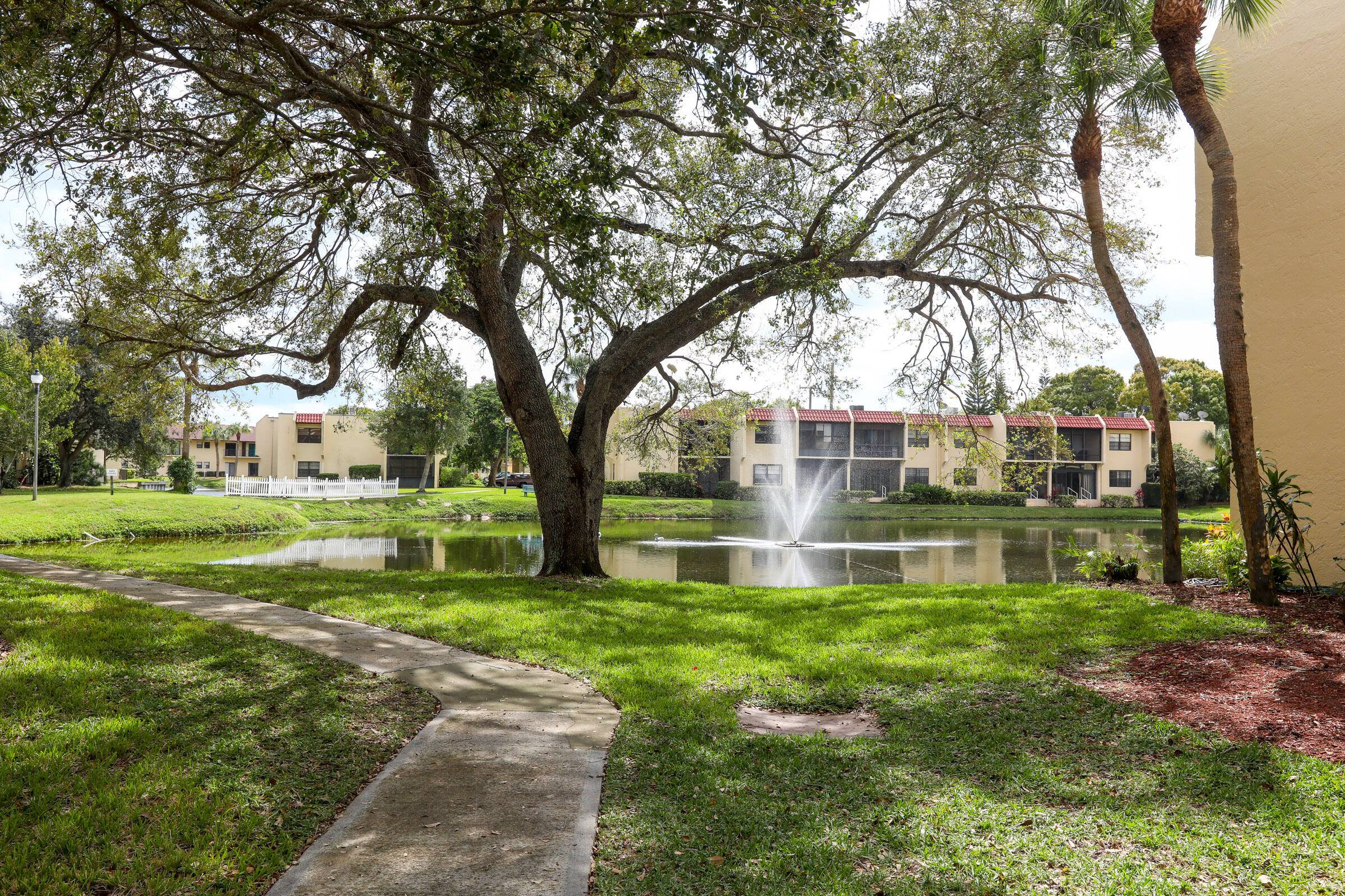 Convenient Fort Pierce location !