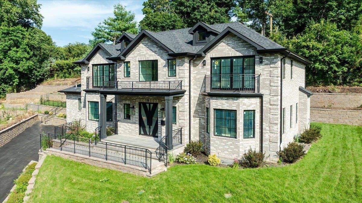 Stunning New Construction boasting 5000 Sq.