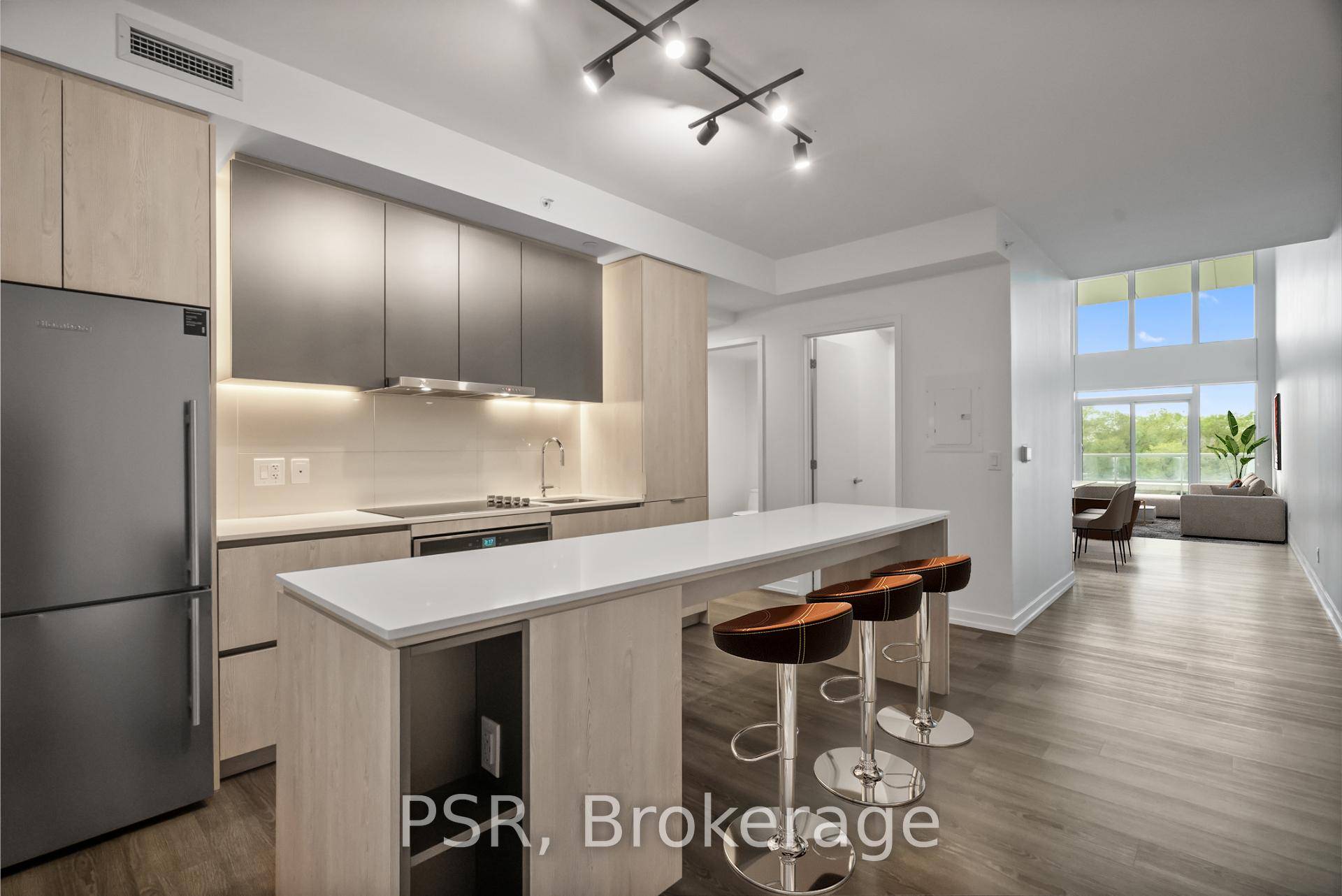 Welcome To The Novus ! Located In The Heart Of Liberty Village Offering Future Residents A Unique Blend Of Modern Design, Comfort, And Convenience.