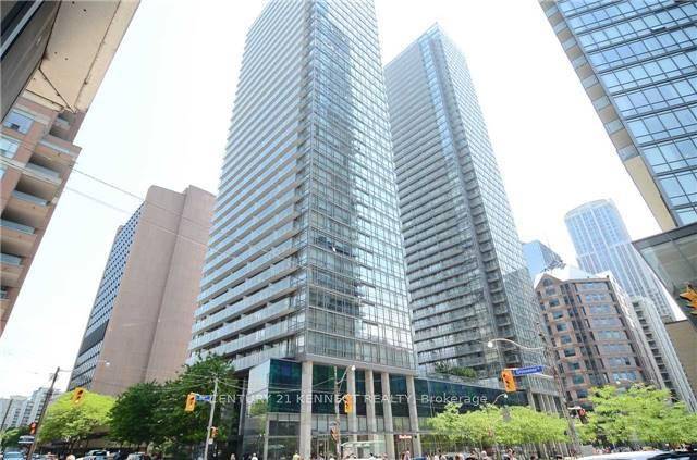 Bright amp ; Spacious Murano Condos, 2 Bedrooms Den, 857 Sq Ft, Corner Unit With Parking amp ; Locker.