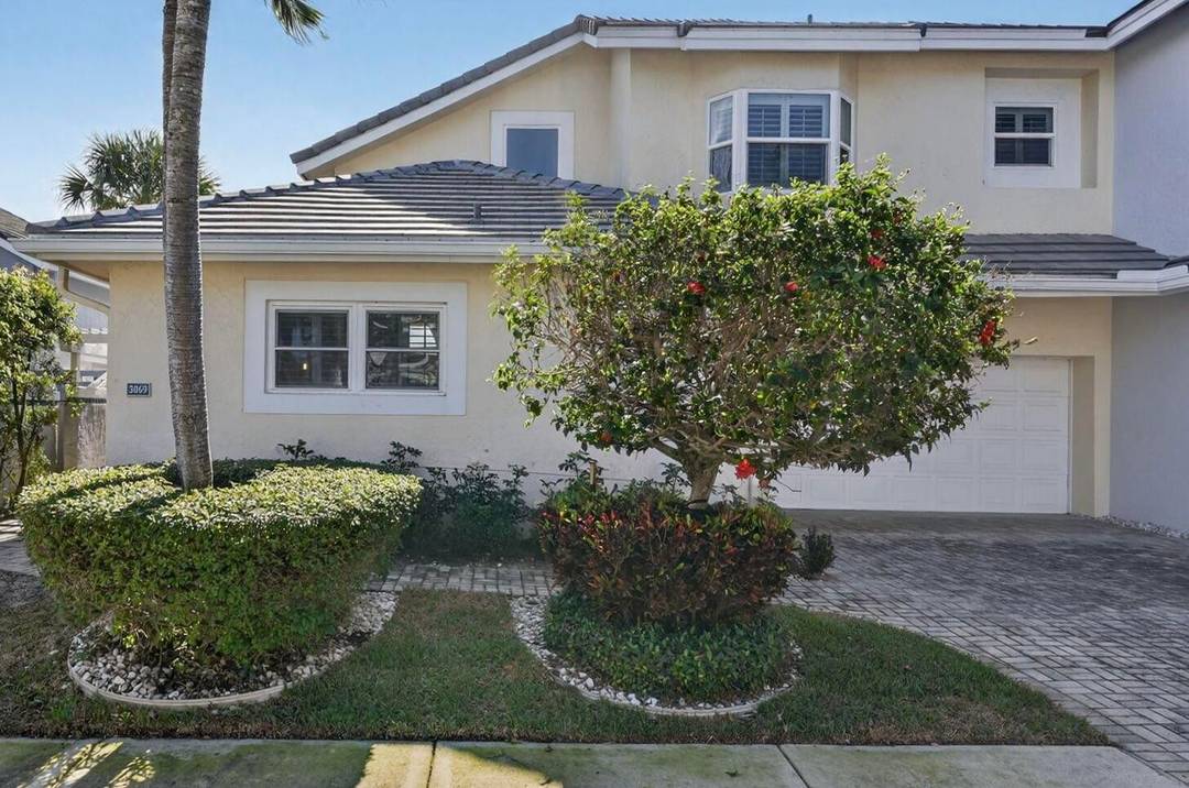 RARE RENTAL OPPORTUNITY in SEA COLONY !