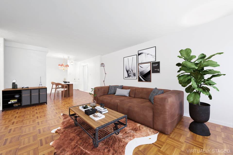 Move right into this very elegant apartment in a full service 24 hour doorman building with responsive and friendly staff.