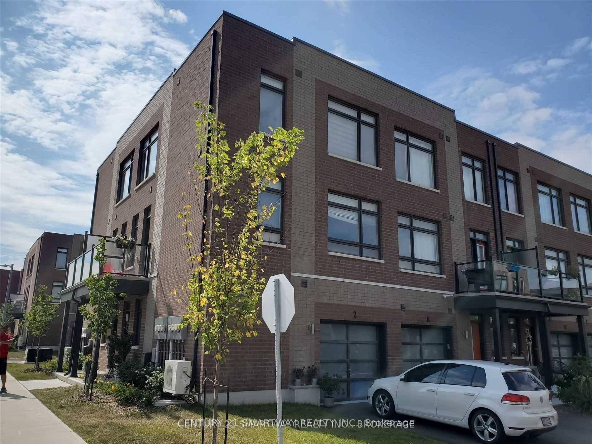Freshly Painted A Modern Townhouse, Family Friendly Pocket, Bright 2 Bedrooms With Den, Can Be Converted Into A Small Bedroom Office 2 Full Baths amp ; Very Rare Powder Room ...