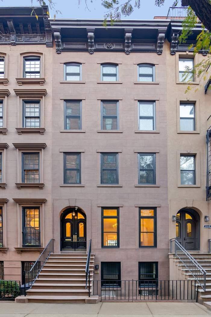 LUXURY RENOVATION. Be the first to occupy this newly expanded Grand Italianate townhouse, to 7, 300 square feet.