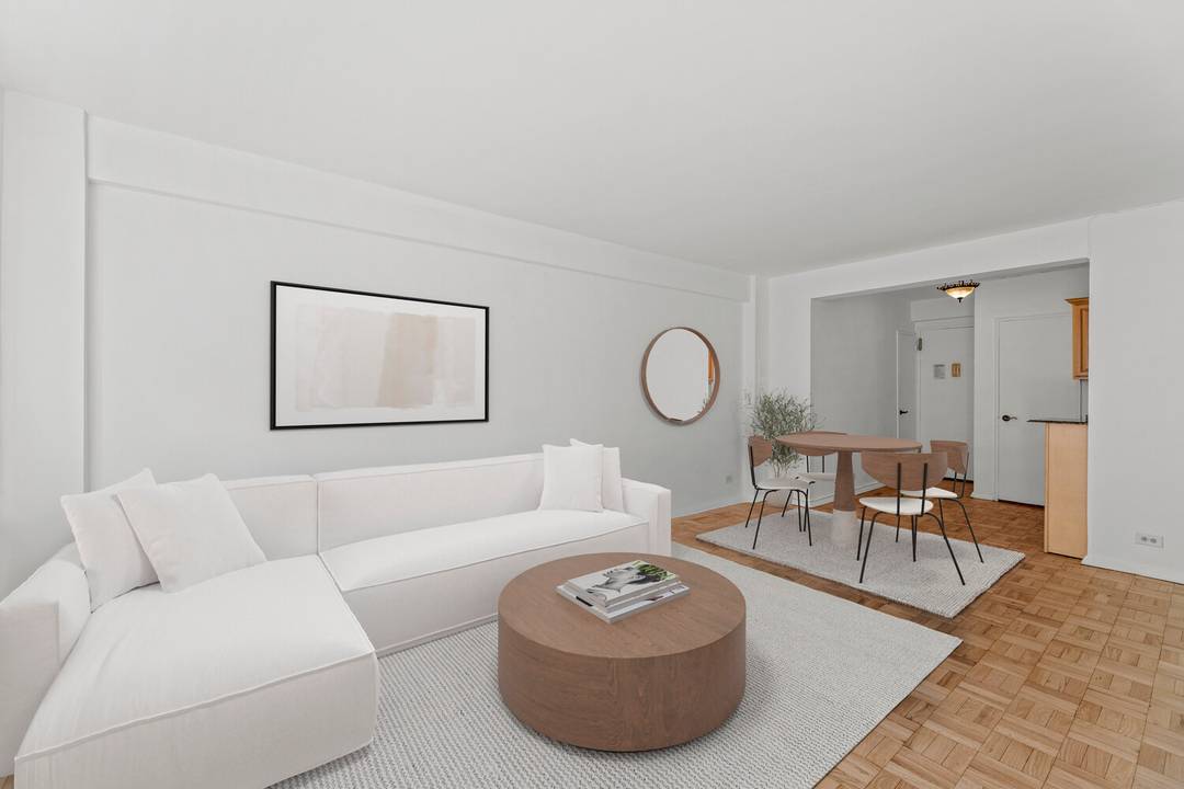 SPACIOUS ONE BEDROOM IN THE HEART OF MURRAY HILL !