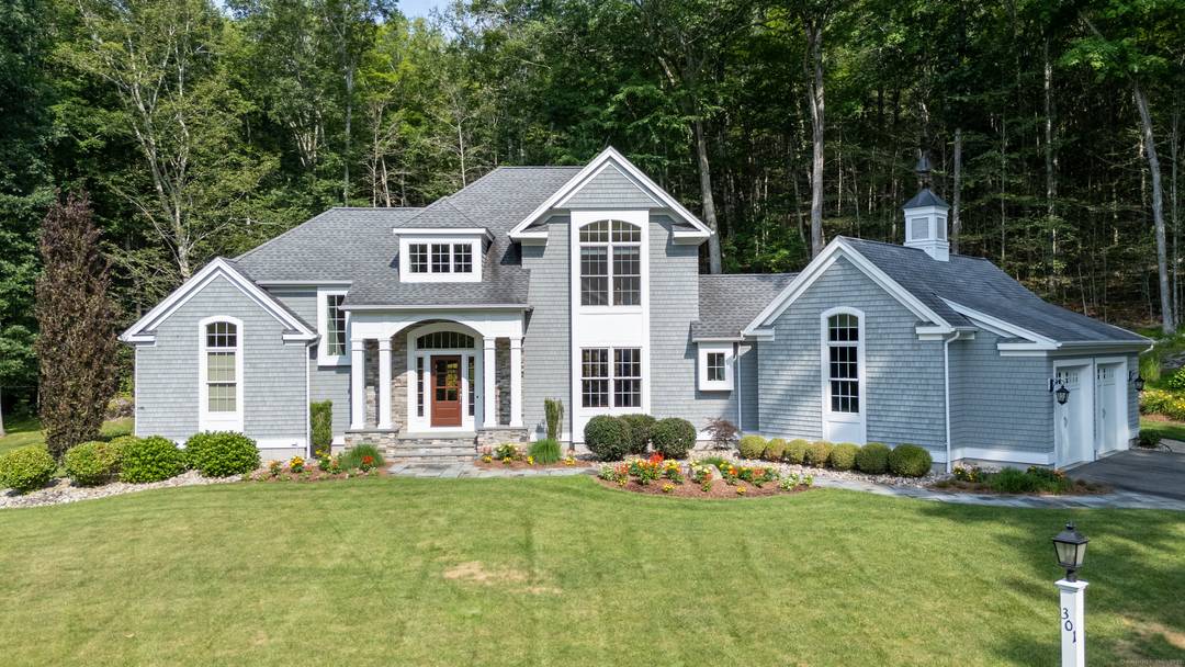 Welcome to 301 Fox Hopyard Road In the Fox Hopyard Golf and Country club community.