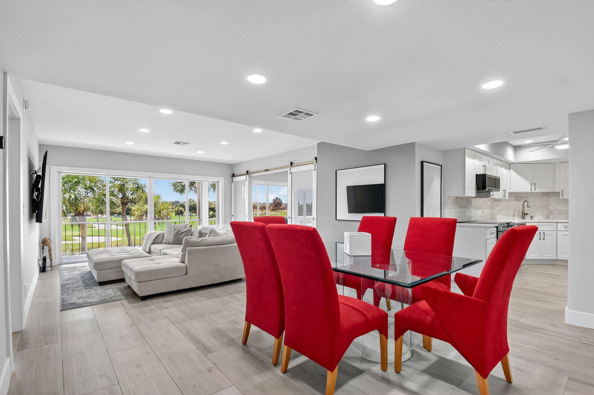 Beautifully Updated Move in Ready 2BR 2BA Condo with Golf Course and Lake Views Spacious and fully updated condo located in the desirable Lands of the President community.