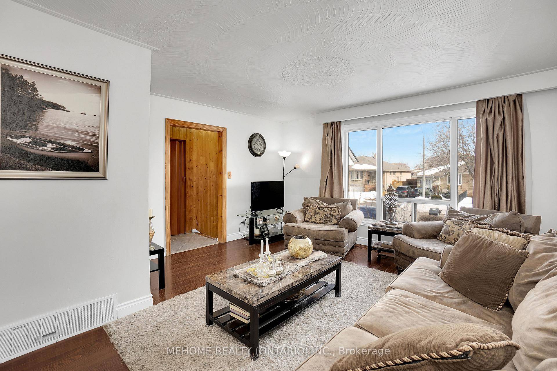 Welcome to 1508 Sandgate Crescent, a beautifully maintained semi detached home in the sought after Clarkson community offering incredible value and strong income potential.