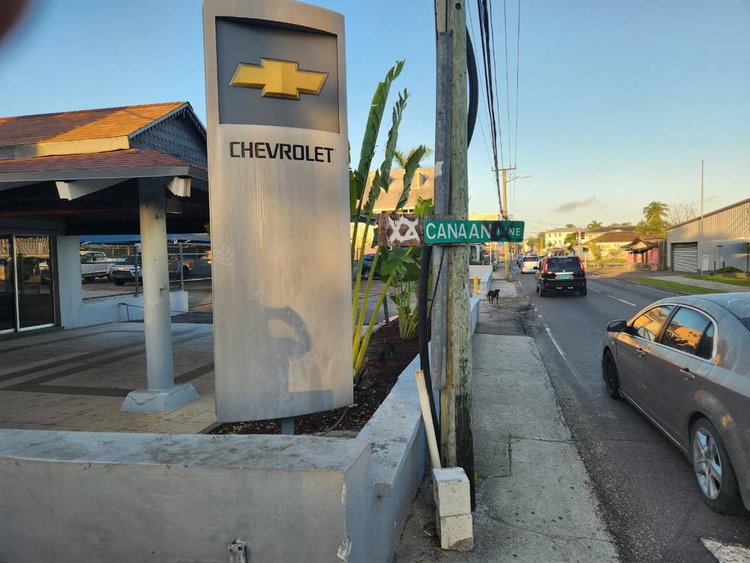 CANAAN LANE Land New-Providence