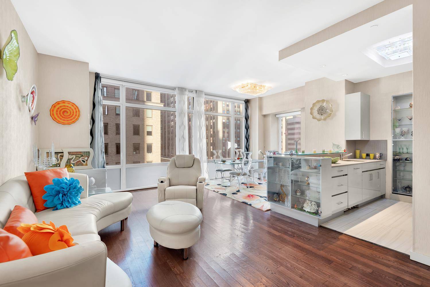 Back on Market. Amazing Deal in the heart of Manhattan.