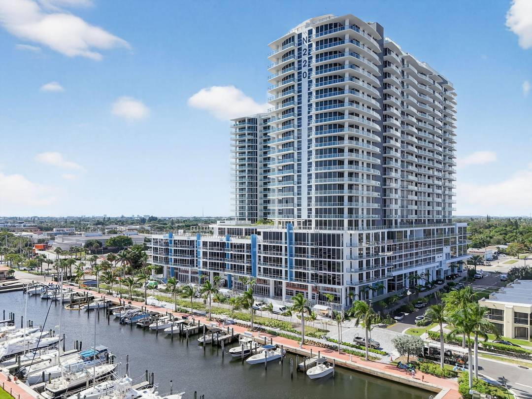 Welcome to a stunning east facing condo offering luxurious waterfront living at Nautilus 220.