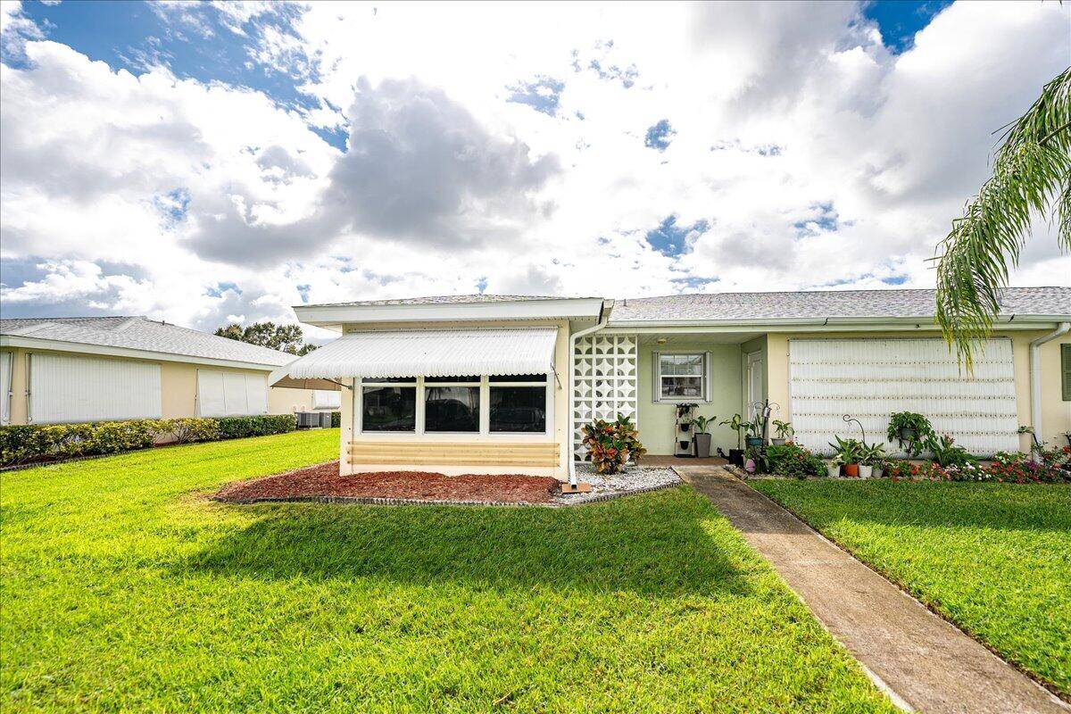 Welcome to this desirable end unit in the highly sought after Community of High Point, Section One.