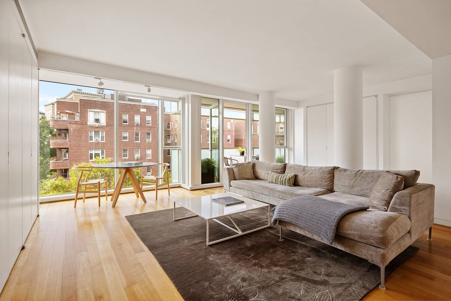 Exceptional layout, location, and amenities at 1 Grand Army Plaza Richard Meier's Brooklyn masterpiece, located near some of the borough's finest institutions.