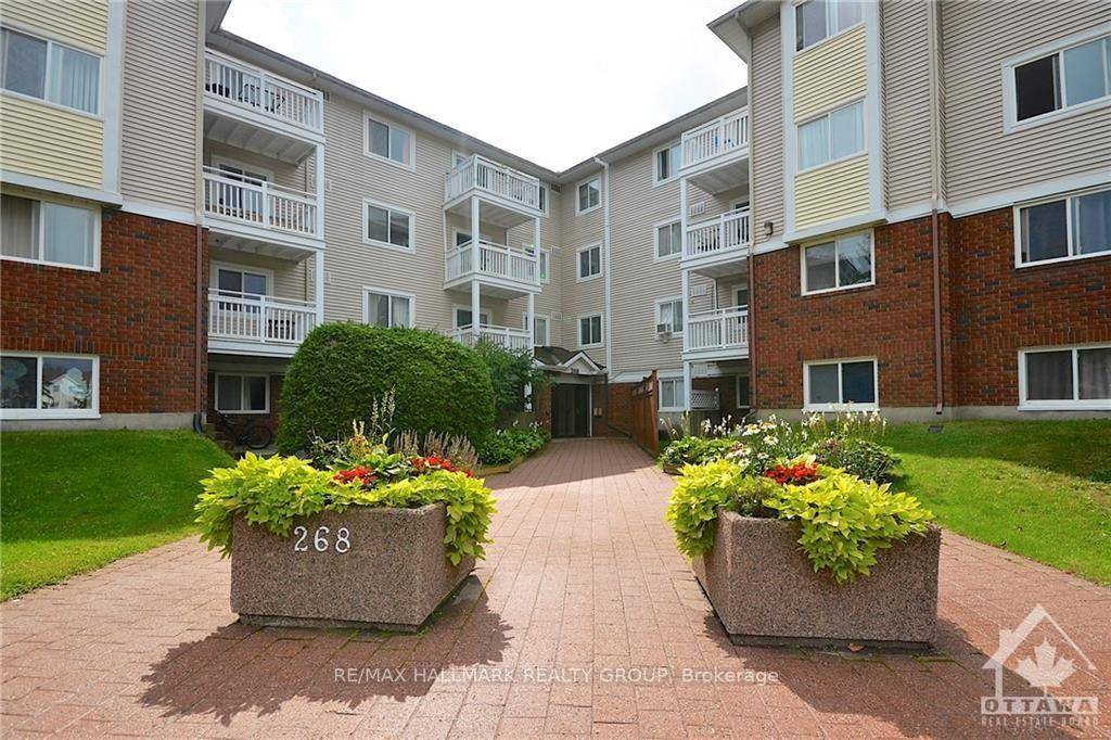 Welcome home ! Discover the perfect blend of comfort and convenience in this beautifully updated two bedroom condo, ideally situated in a family friendly and centrally located neighbourhood.