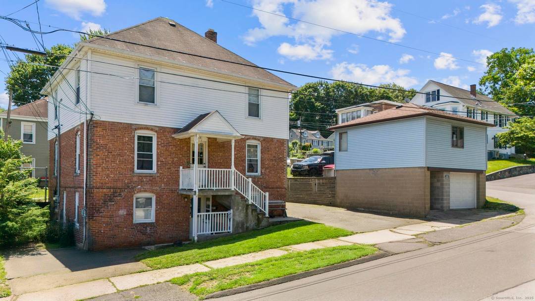VALUE ADD ! ! ! Investment opportunity in Bristol, CT 11 unit cash flowing portfolio consisting of one 5 unit one 3 unit and one 3 unit w a garage ...