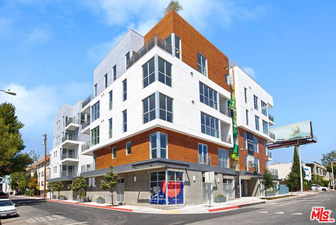 1001 N FAIRFAX AVE 1BR Hollywood Hills East La