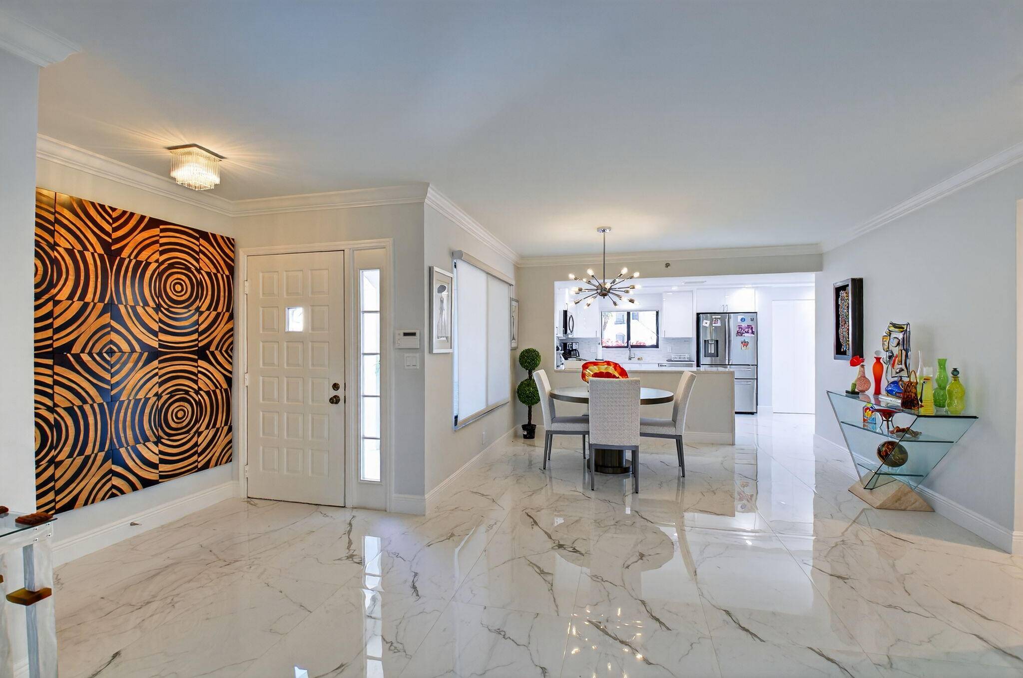 MAGNIFICENT open floor plan, Bobby Jones first floor condo 2 bedrooms 2 baths plus den office or convertible third bedroom OVERLOOKING GOLF COURSE and walking distance to main clubhouse and ...