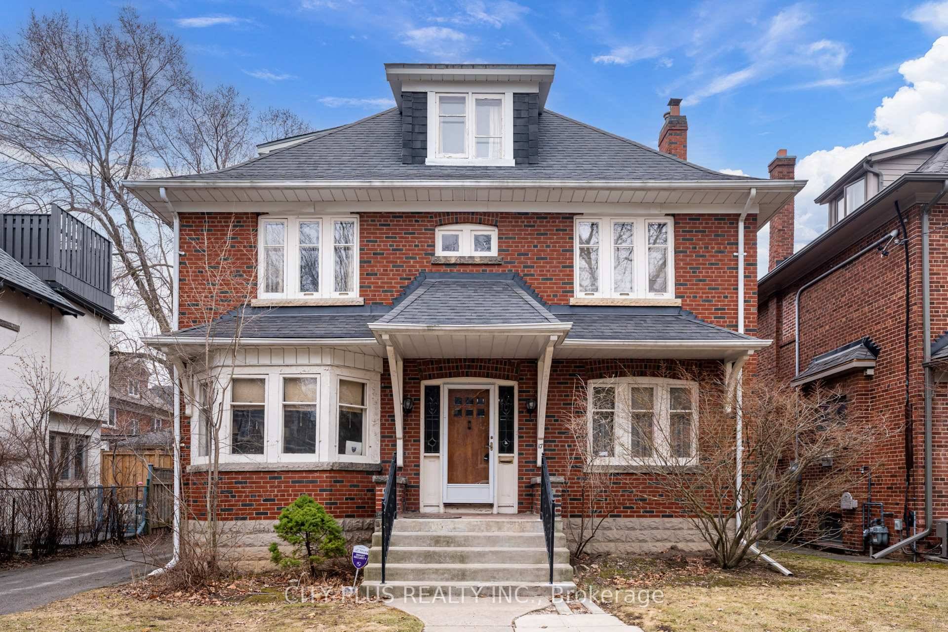 Welcome to 17 Strathallan Blvd located in one of the most prestigious areas of Lawrence Park South.