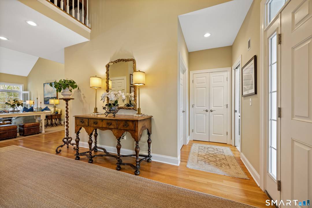 Welcome to Richmond Glen, a sought after 55 community offering comfort, style and easy living.