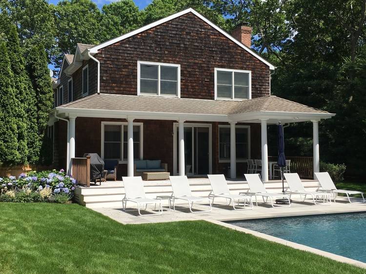 Charming Wainscott Summer Retreat in a Prime Location