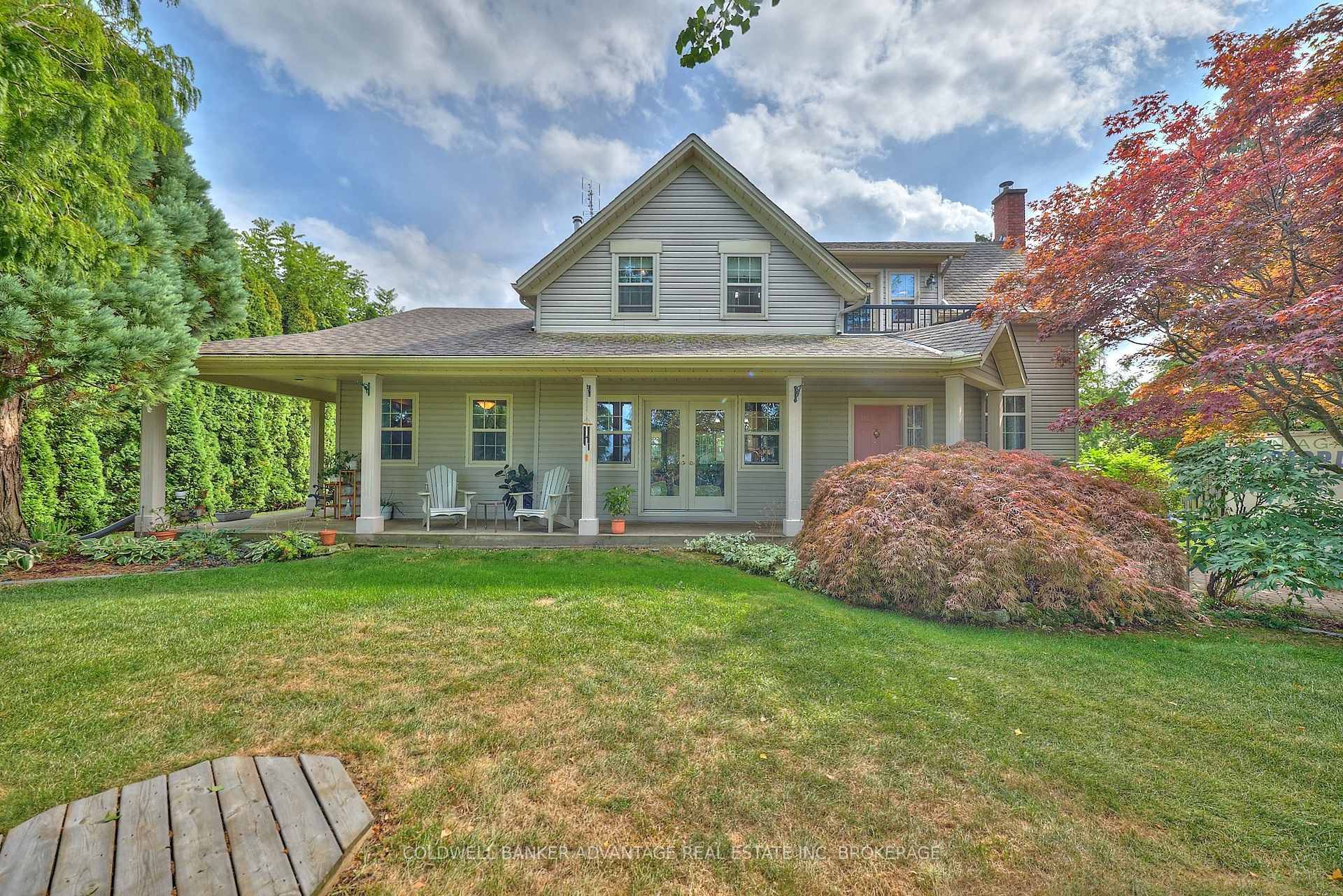 Welcome to 4698 Sandy Cove, Beamsville a rare waterfront property on the shores of Lake Ontario.