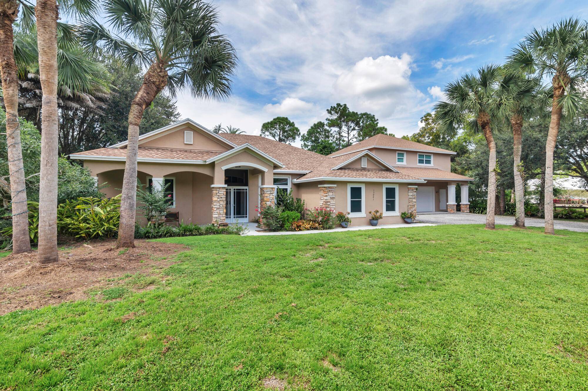 Bring all your fur babies to Caloosa !