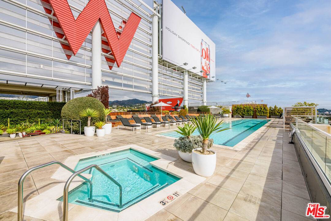 6250   Hollywood Blvd 2BR Hollywood Hills East La