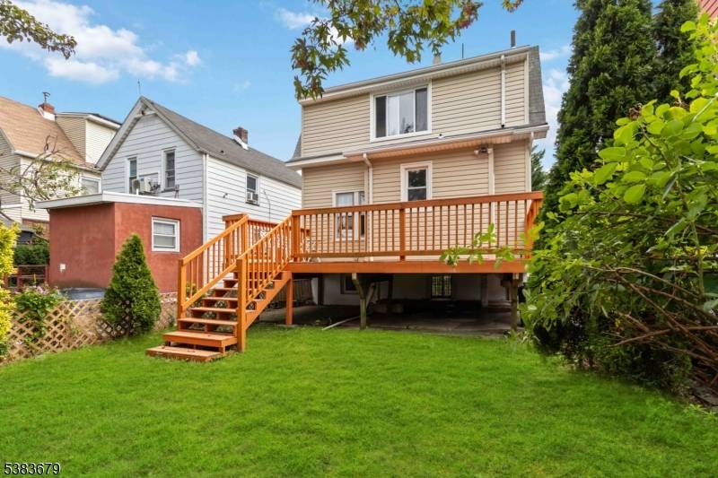 Charming Colonial Home in Immaculate Move In Condition.