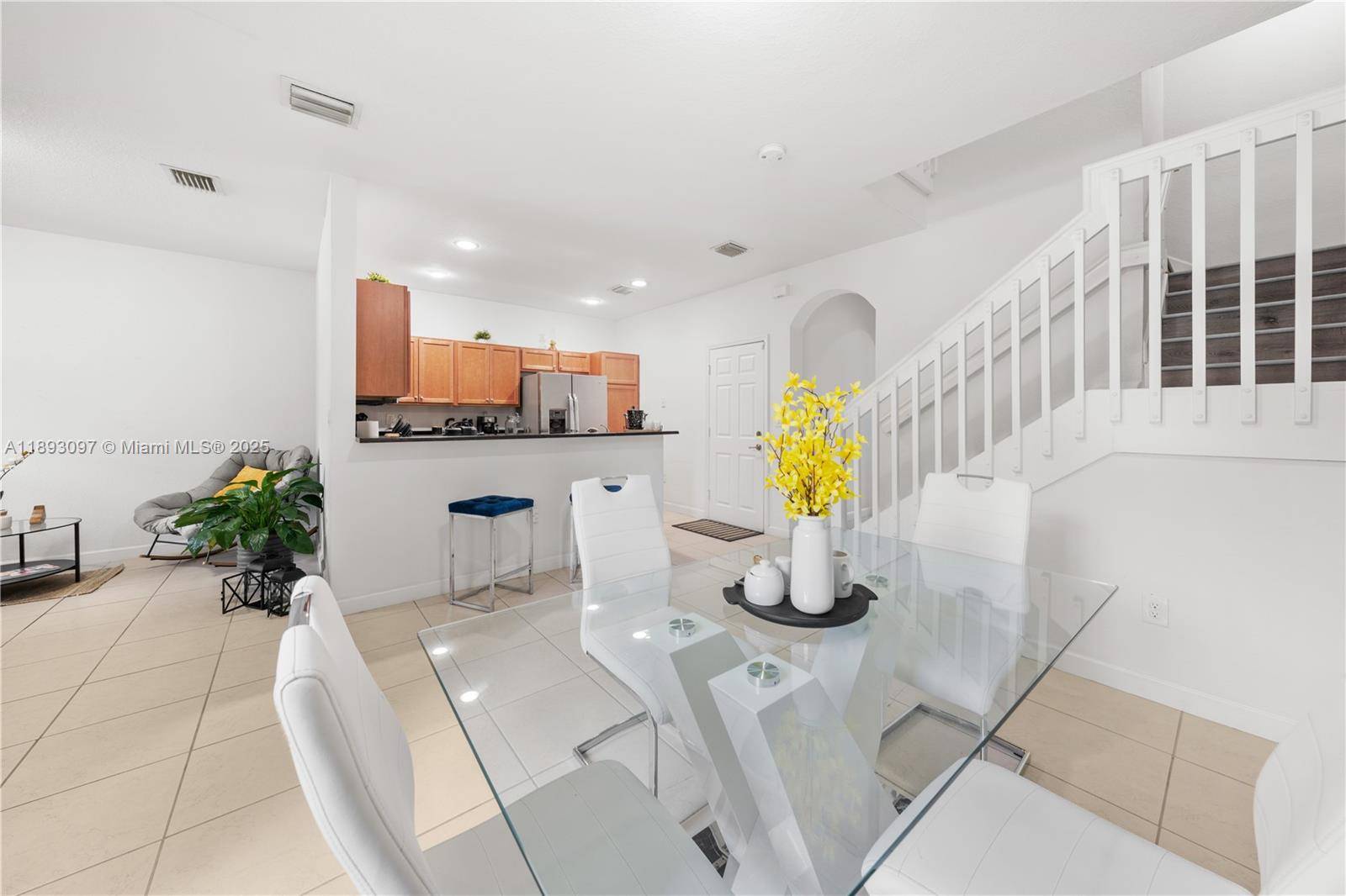 Welcome to this pristine residence in Kendall Square, located in the heart of West Kendall.