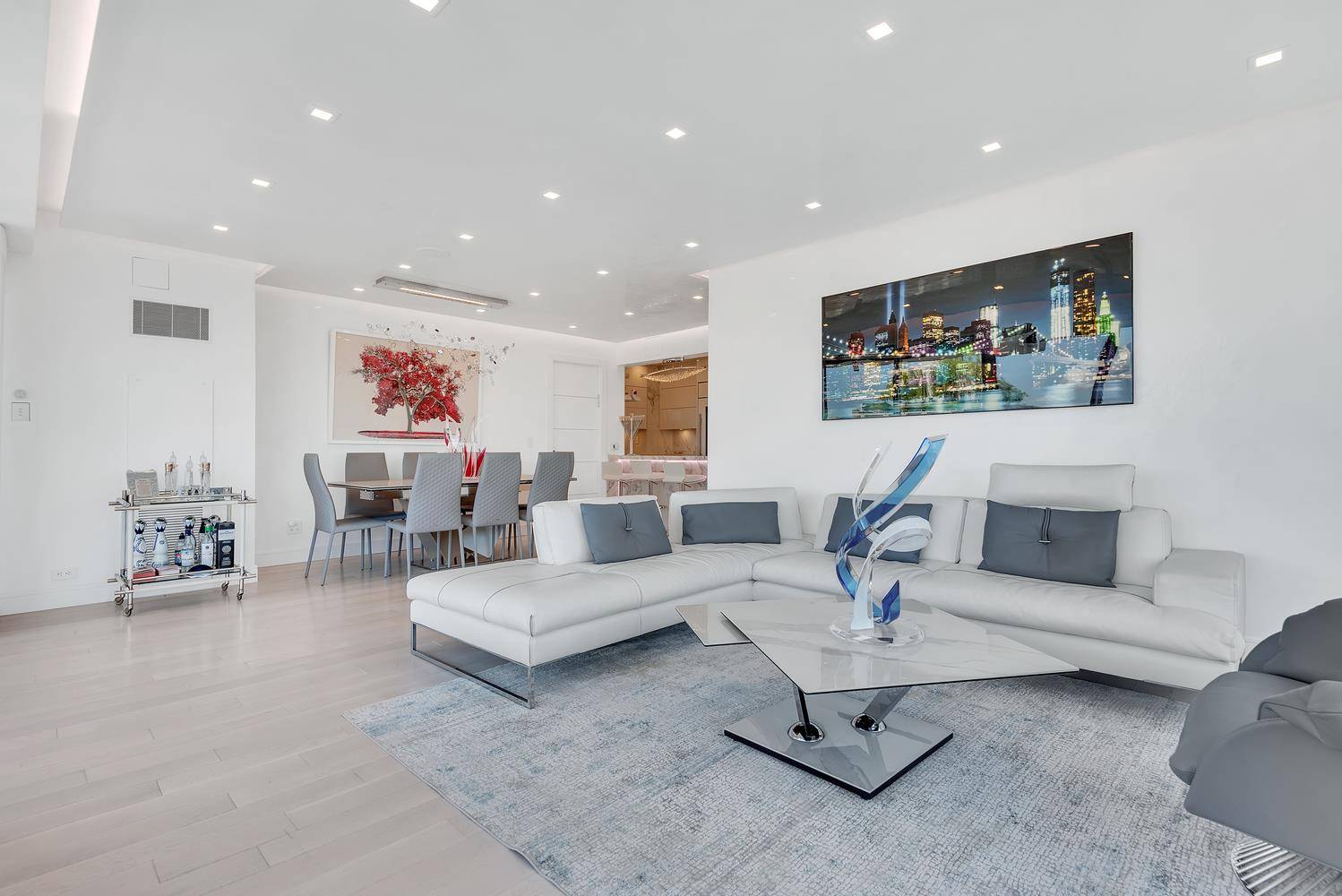 Stunning High Floor Luxury Condo with Panoramic Central Park Views Experience luxury living with spectacular views and abundant natural light in this expansive two bedroom, two and a half bath ...