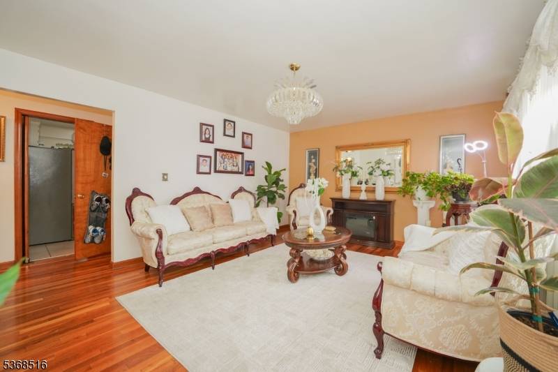 Take advantage of this opportunity to own a charming home and experience the finest that Passaic living has to offer.