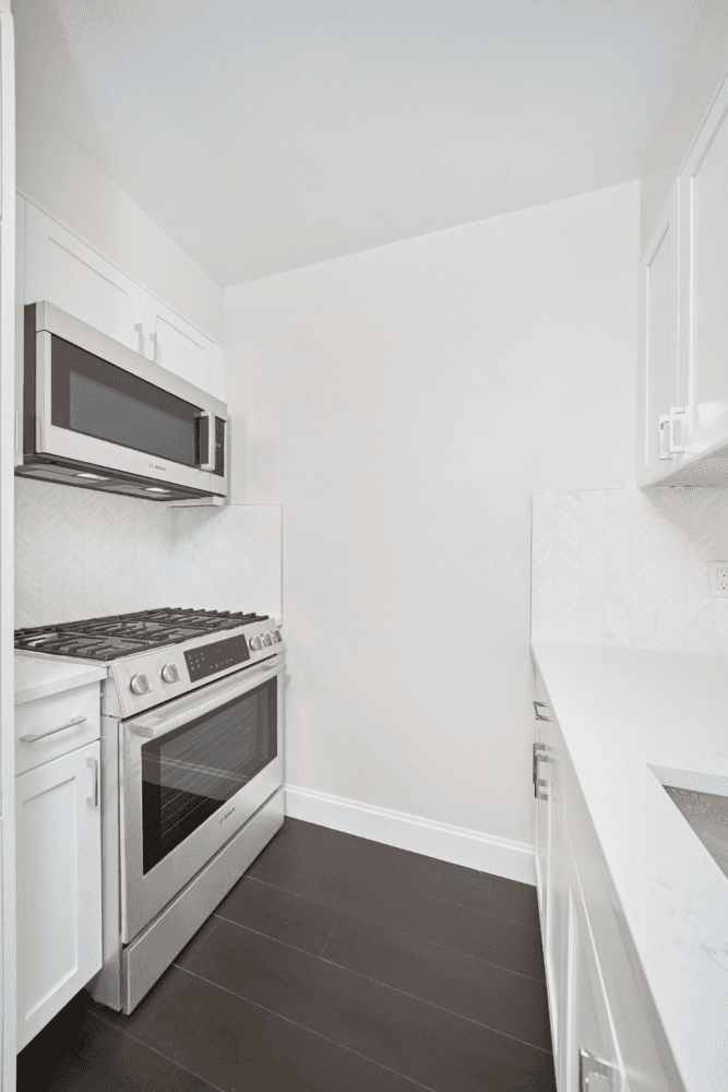 Newly Renovated One Bedroom with Water Views in Lincoln Square Live in this beautifully gut renovated one bedroom home in Lincoln Square.