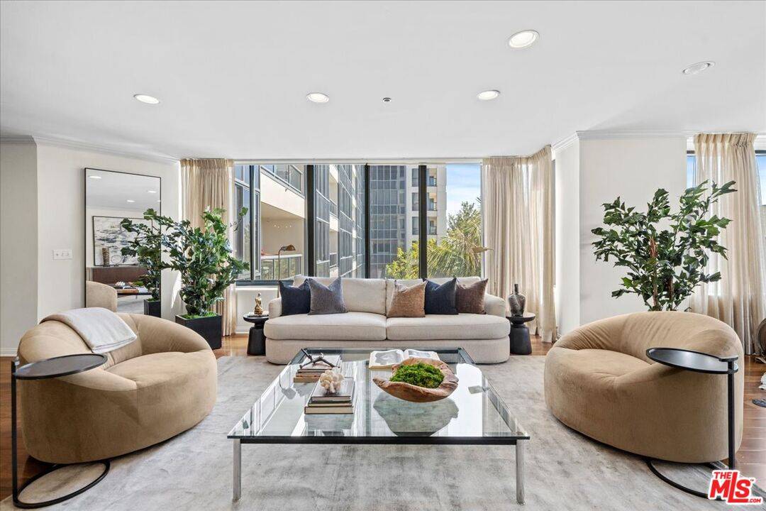 10724 Wilshire Blvd 2BR Westwood La