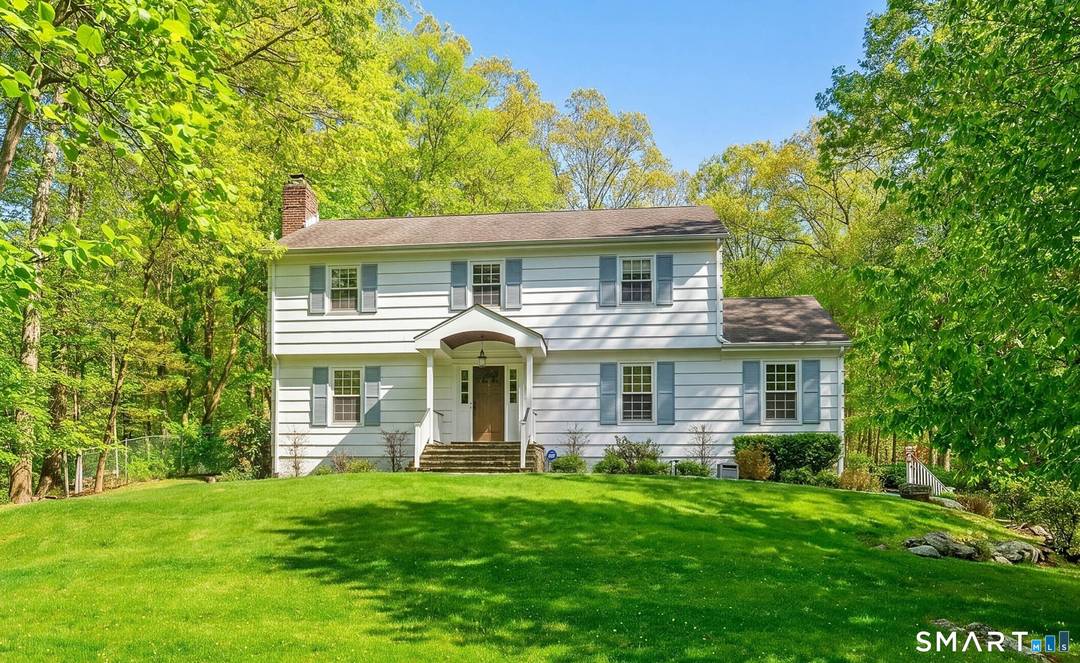 Discover this stunning 4 bedrooms and 2.