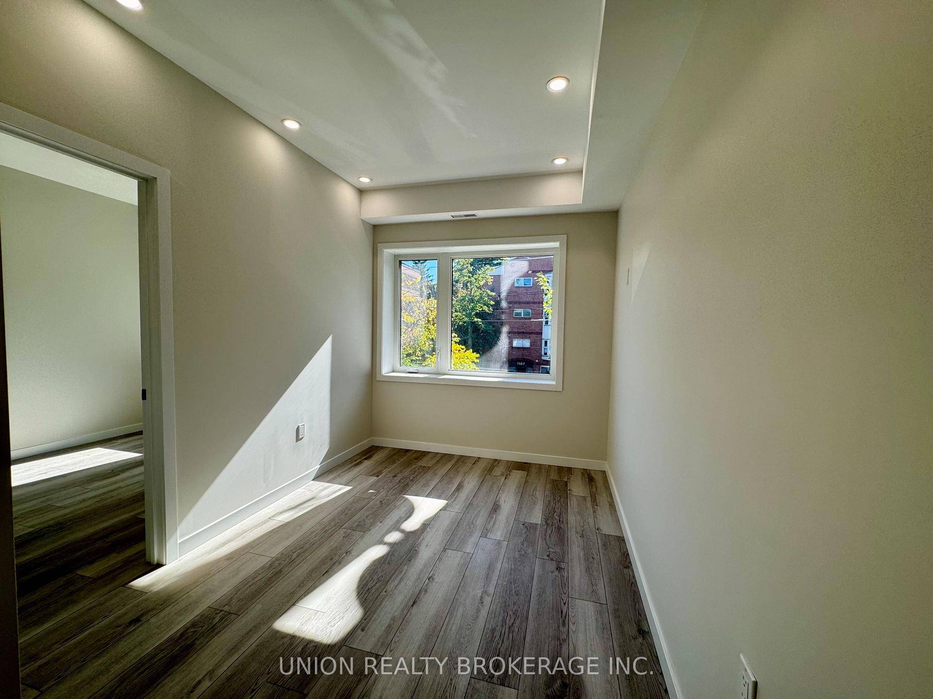 Be the first to live in this brand new, legal to code 1 bedroom, 1 bath suite in the heart of Leslieville !