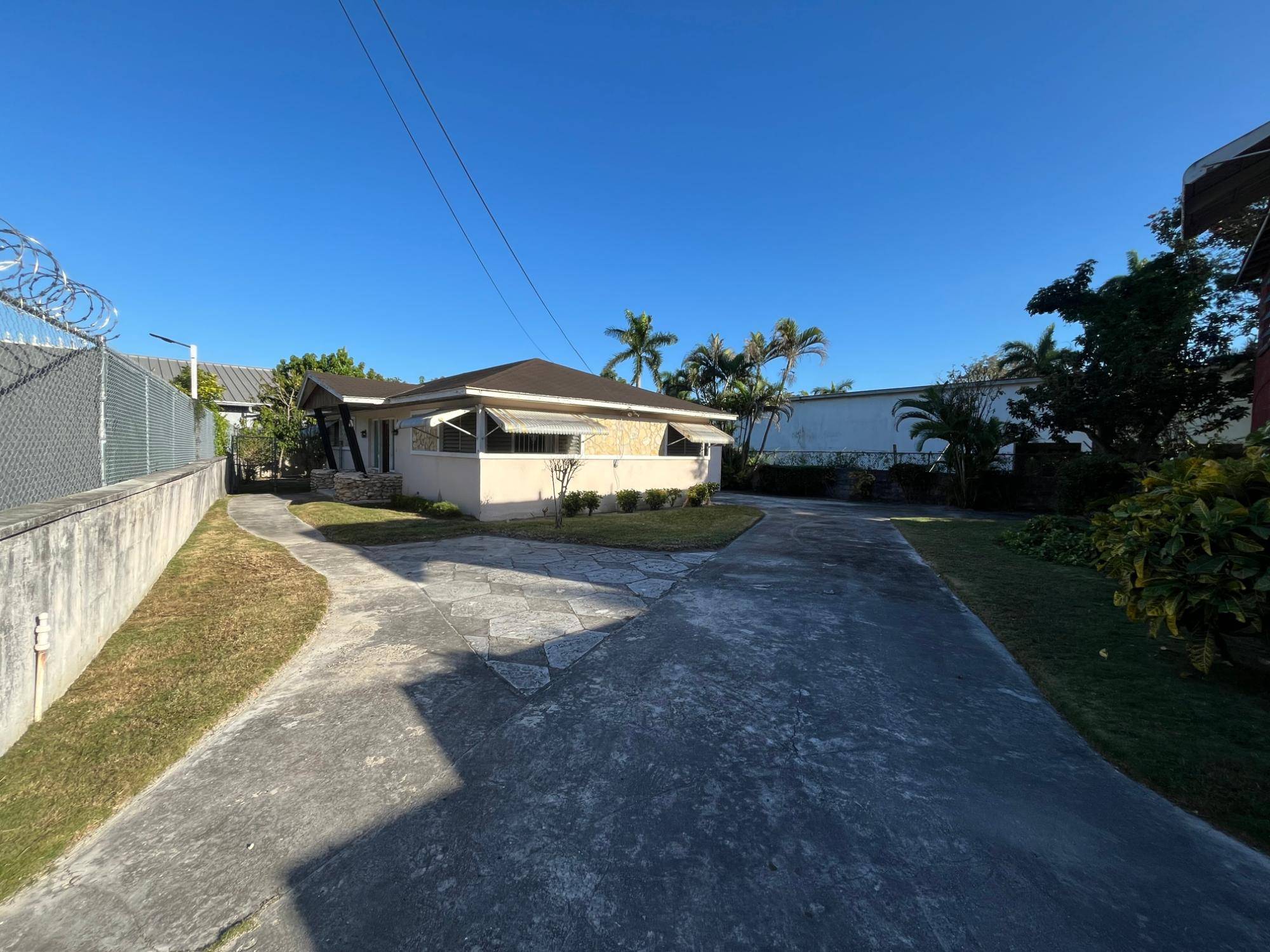 #5 BAKERS CLOSE Single Family Home New-Providence