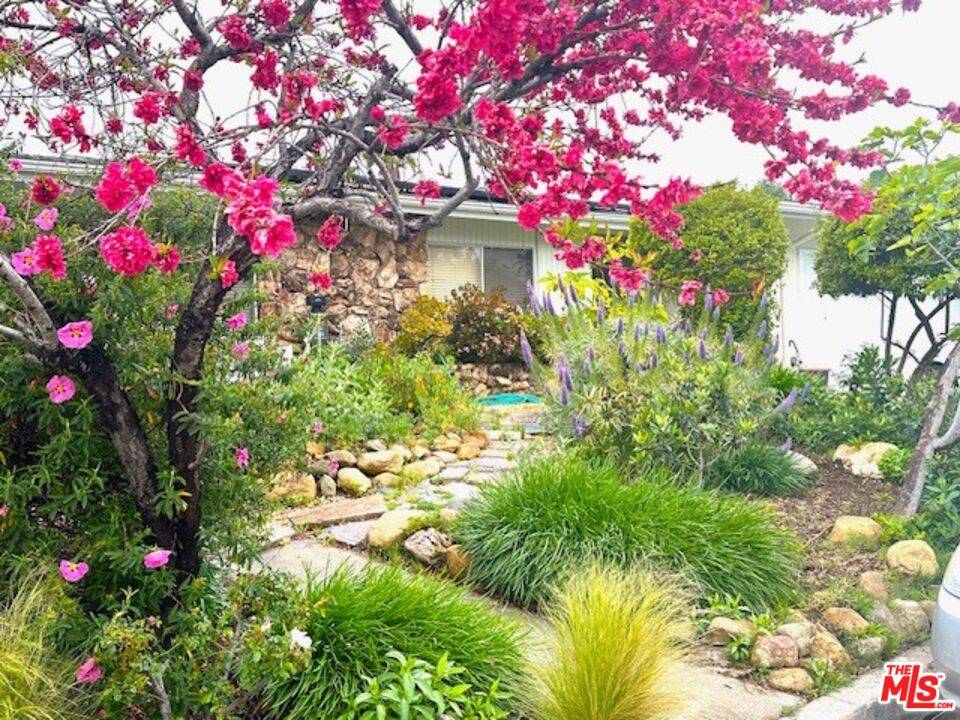 1939   Westridge Ter 3BR Brentwood La