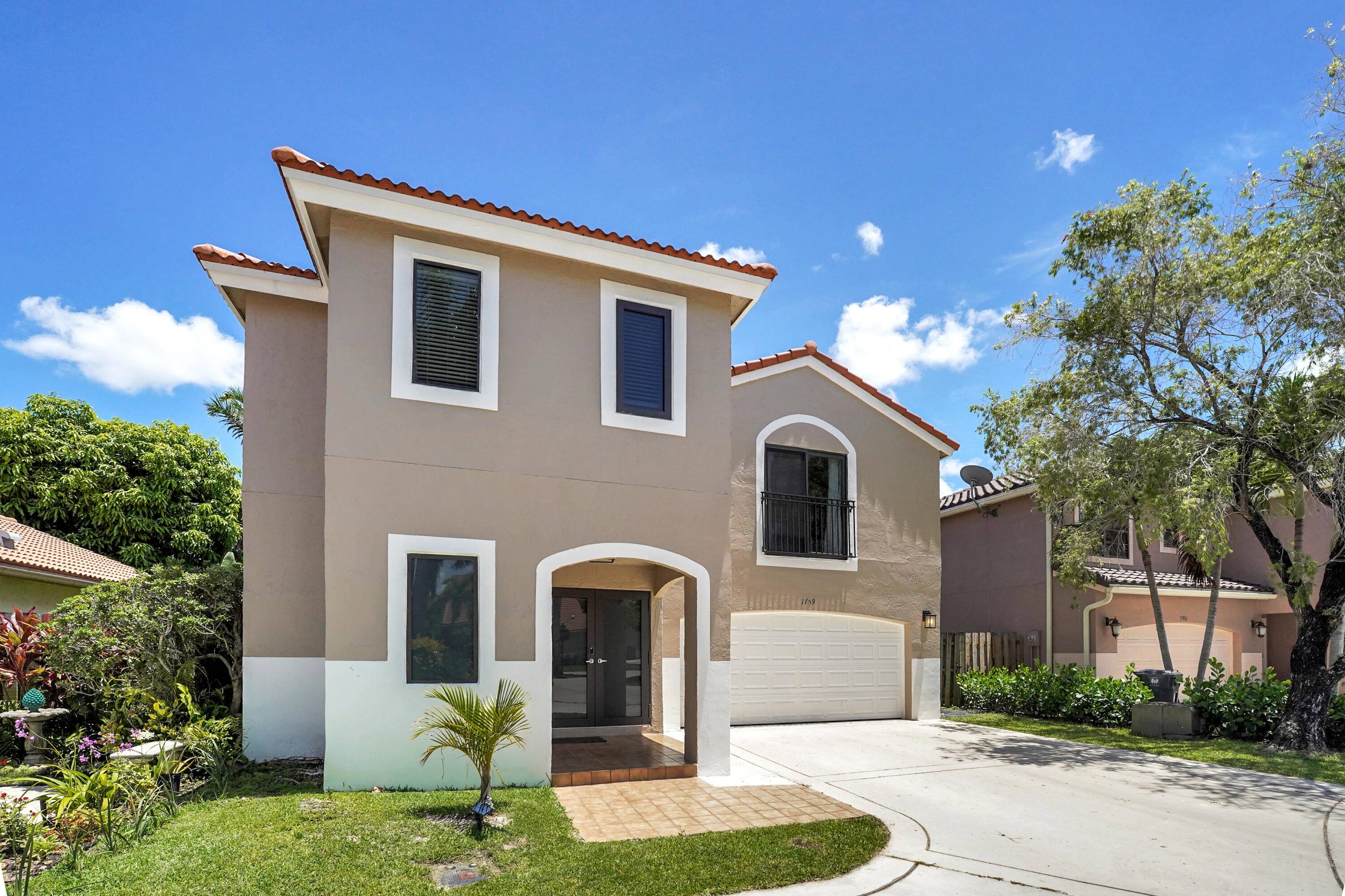 This beautifully updated single family home boasts a NEW ROOF 2022, IMPACT WINDOWS DOORS 2023, and fresh exterior paint 2024.