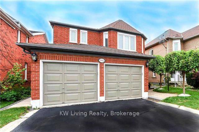 Lovely Gorgeous 4 2 Bedroom Fully Upgraded Detached House In A Thought After Bell Harbour Community, John Fraser School.